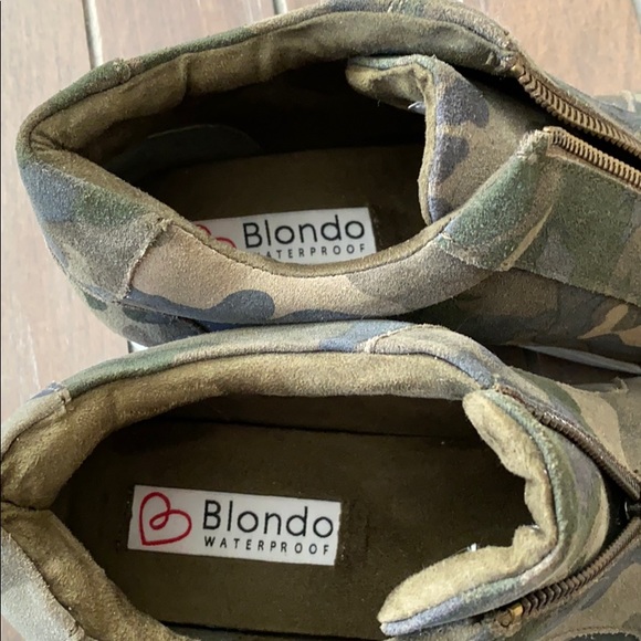 Shoes - Picture 3 of 7